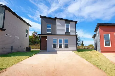 611 St Charles Pl, Centerton, AR 72719