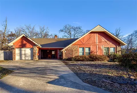 21 Penzance Dr, Bella Vista, AR 72714