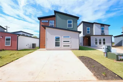 621 St Charles Pl, Centerton, AR 72719