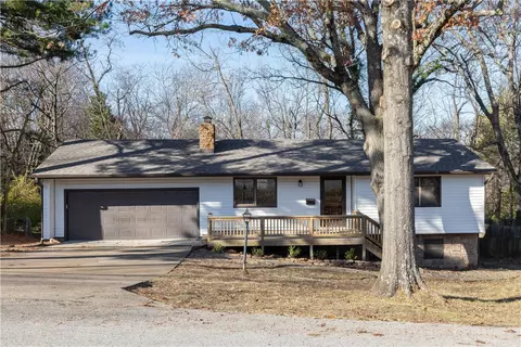 1991 N Greenview Dr, Fayetteville, AR 72701
