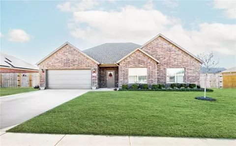 591 Quartz Way, Springdale, AR 72764