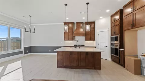 Kitchen - 480 Rainforest Loop, Centerton, AR 72719 photo 3 of 7