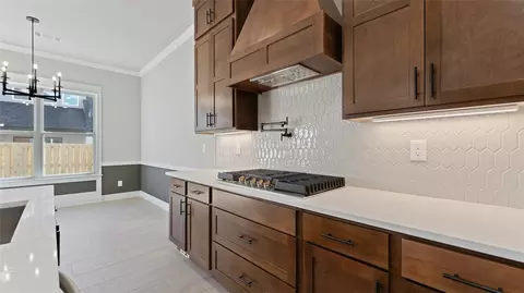 Kitchen - 480 Rainforest Loop, Centerton, AR 72719 photo 6 of 7