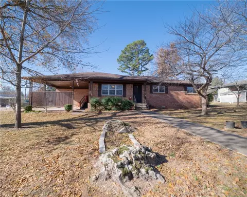 803 N Citrus St, Greenwood, AR 72936
