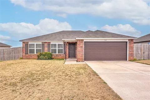 705 NW 71st Ave, Bentonville, AR 72712