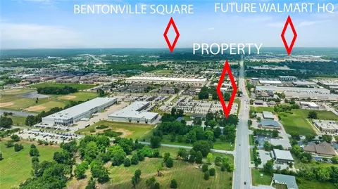 3006 SE J St, Bentonville, AR 72712