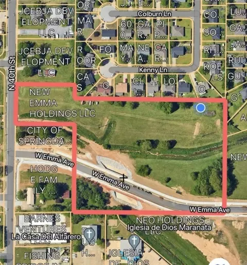 261 N 40th St, Springdale, AR 72762