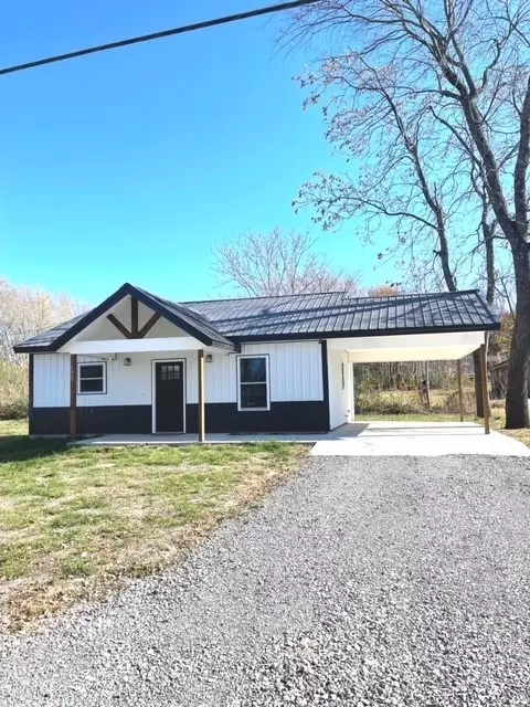 296 Callis, Colcord, OK 74338