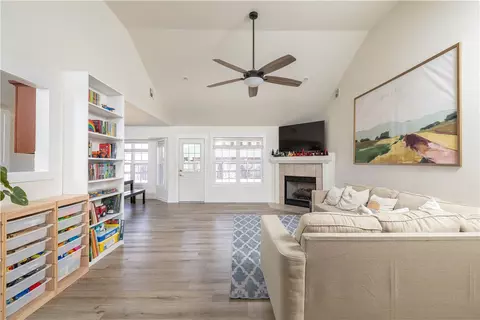 1907 Fremont St, Bentonville, AR 72712