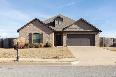 750 Fontana St, Centerton, AR 72719