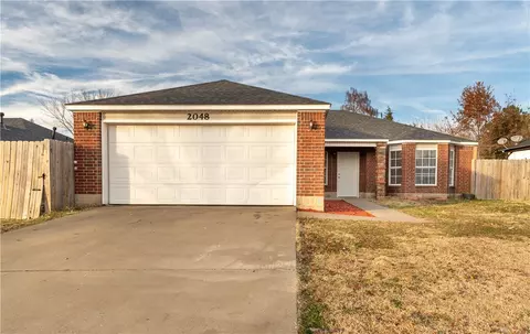 2048 Collins Ave, Springdale, AR 72764