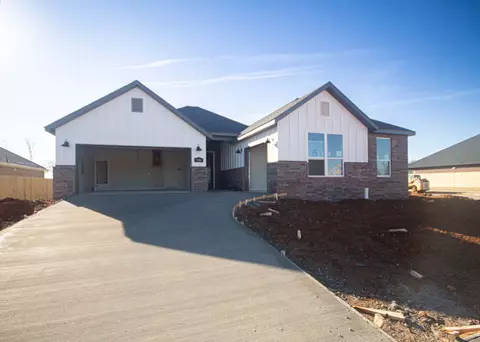 5301 SW Nandina Ln, Bentonville, AR 72713