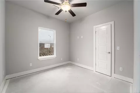 814 E Southern Trace Dr, Rogers, AR 72758 photo 17