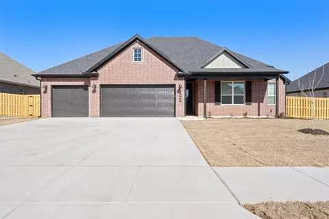 886 Budrio Ave, Tontitown, AR 72762