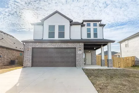 2081 Wildflower Dr, Centerton, AR 72719