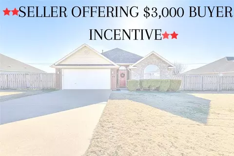 1012 Richards St, Pea Ridge, AR 72751