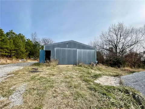 546 Madison 2342, Huntsville, AR 72740