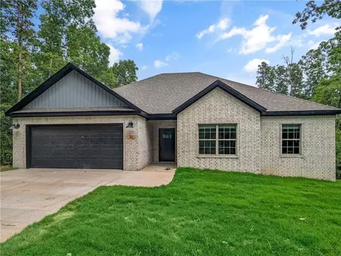 12 Drummore Dr, Bella Vista, AR 72715