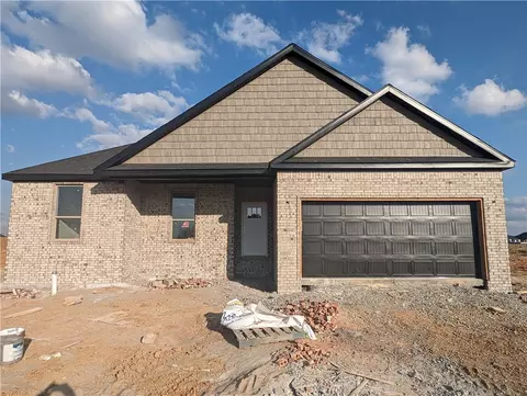 631 Abigail St, Bentonville, AR 72713
