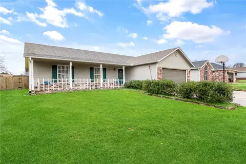 2802 W Easy St, Rogers, AR 72756
