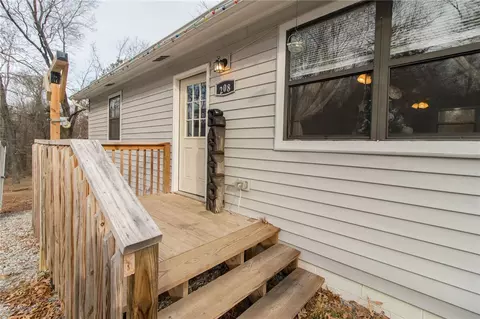 208 W Dogwood, Huntsville, AR 72740