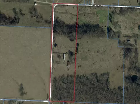 511 Cowan Ave, Gentry, AR 72734