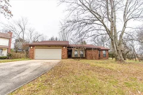2206 E Bristol Pl, Fayetteville, AR 72701