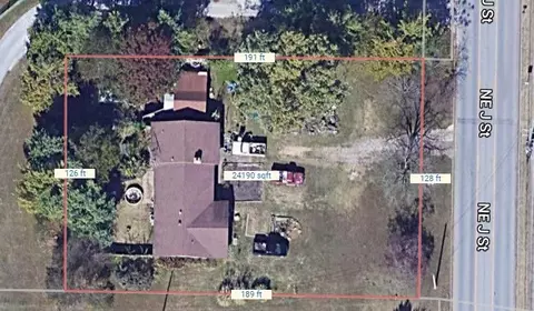 1105 J St, Bentonville, AR 72712