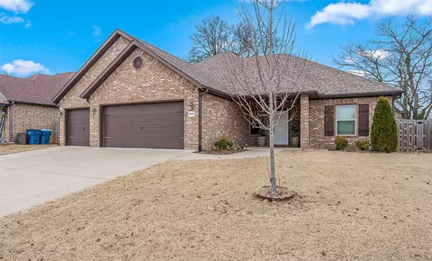 3402 SW Brittany Rd, Bentonville, AR 72712