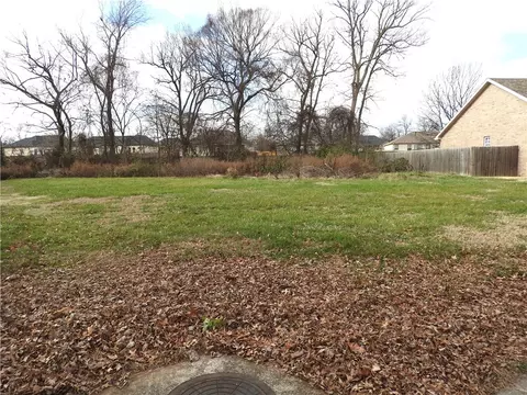 0 Maple St, Centerton, AR 72719
