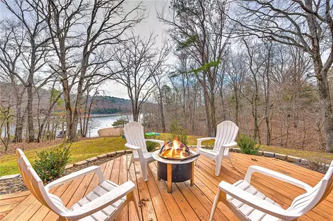 10571 Walnut Ln, Rogers, AR 72756