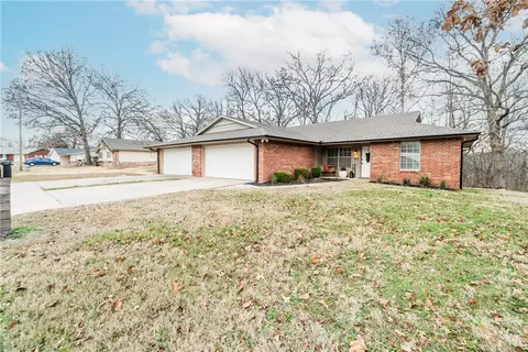 8912 8914 Park Rd, Rogers, AR 72756