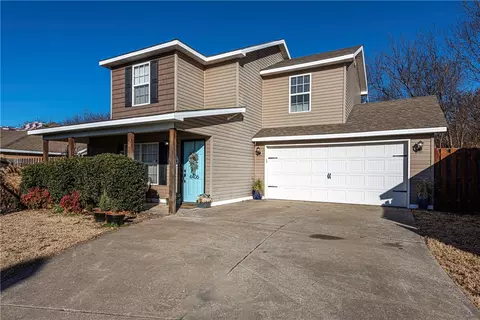 4406 W Cottage St, Fayetteville, AR 72704