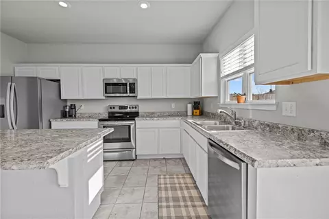 1541 Edinburgh Dr, Centerton, AR 72719 photo 5