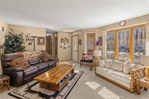 9 Haslingden Ln, Bella Vista, AR 72715