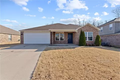 6109 Warrington Rd, Bentonville, AR 72713