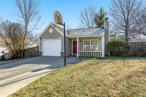 3147 W Woodfield Way, Fayetteville, AR 72704