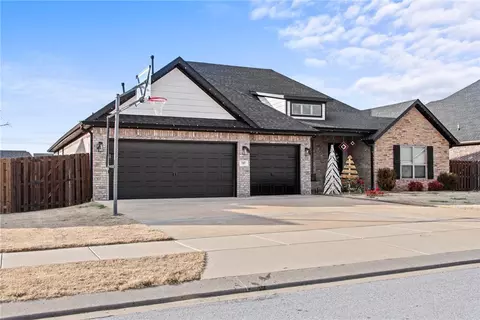 707 Malbec Rd, Springdale, AR 72762 photo 2