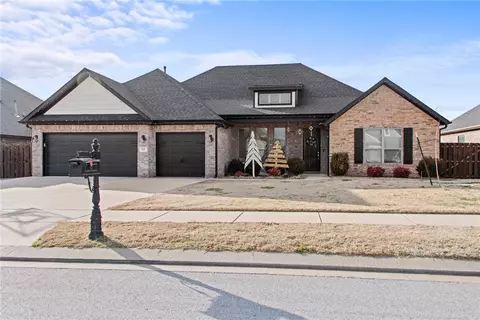 707 Malbec Rd, Springdale, AR 72762