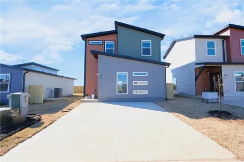 691 St Charles Pl, Centerton, AR 72719