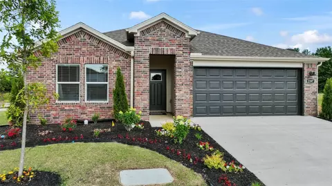 2320 Riggins Ave, Pea Ridge, AR 72751