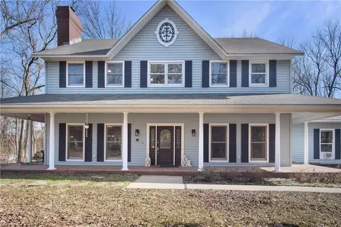 4084 N Valerie Dr, Fayetteville, AR 72703