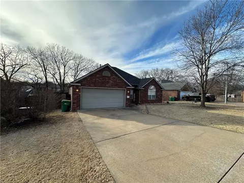 123 Fox Run Cir, Centerton, AR 72719 photo 3