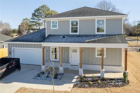 519 S 14th St, Rogers, AR 72758