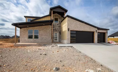 1851 Bluestem Dr, Centerton, AR 72719