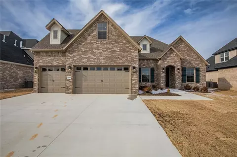 5904 SW Bloomsbury Rd, Bentonville, AR 72713