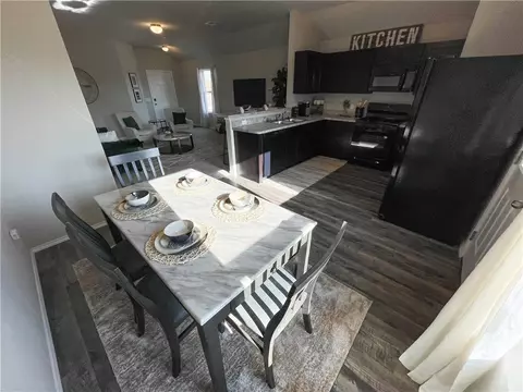 5560 Eldora Cv, Springdale, AR 72764 photo 2