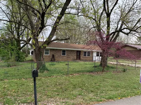 114 Barbara St, Farmington, AR 72730