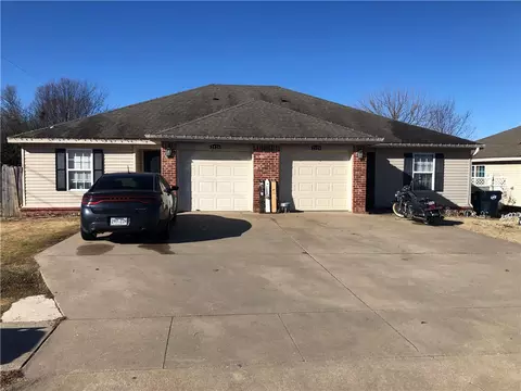 2124 S 2126 S 9th St, Rogers, AR 72758