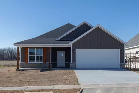 142 Nebo St, Prairie Grove, AR 72753